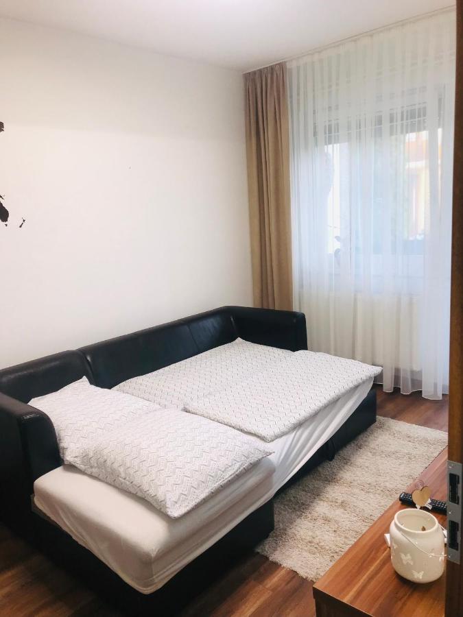 Angela Apartman Hajduszoboszlo Bagian luar foto