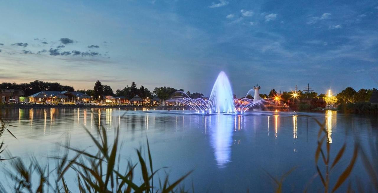 Angela Apartman Hajduszoboszlo Bagian luar foto